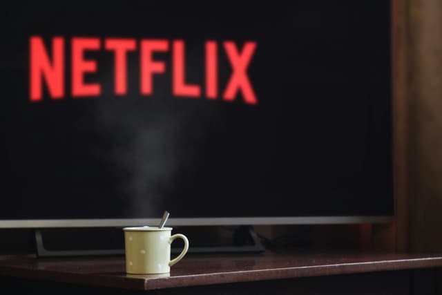 Netflix adquirirá Warner Bros. Discovery por 82.700 millones de dólares