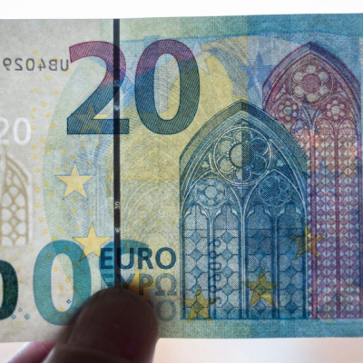 ¿Cómo identificar billetes de 20 euros falsos? Aprende con nosotros