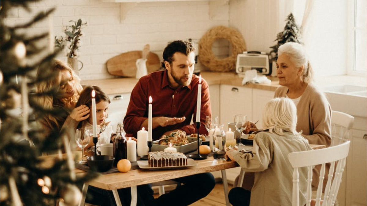 Plataformas informales: ¿Sabías que las familias envían remesas por Navidad en Venezuela?