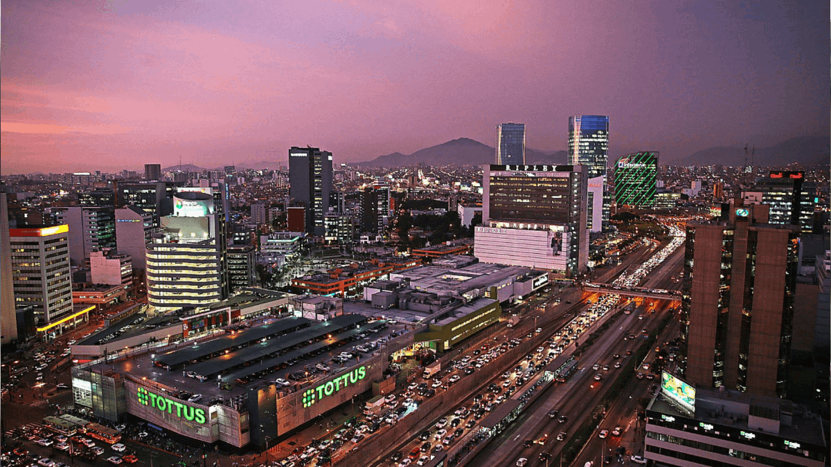 Economía peruana crecerá entre 3.5% y 4% en el 2022