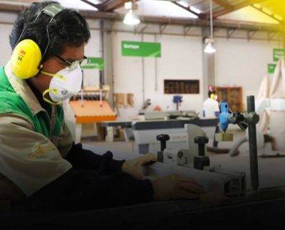 Salario promedio de los trabajadores peruanos